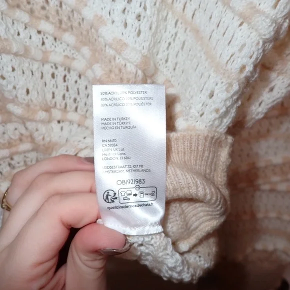 By Anthropologie Open-Stitch Checkered Sweater size S - Picture 13 of 14